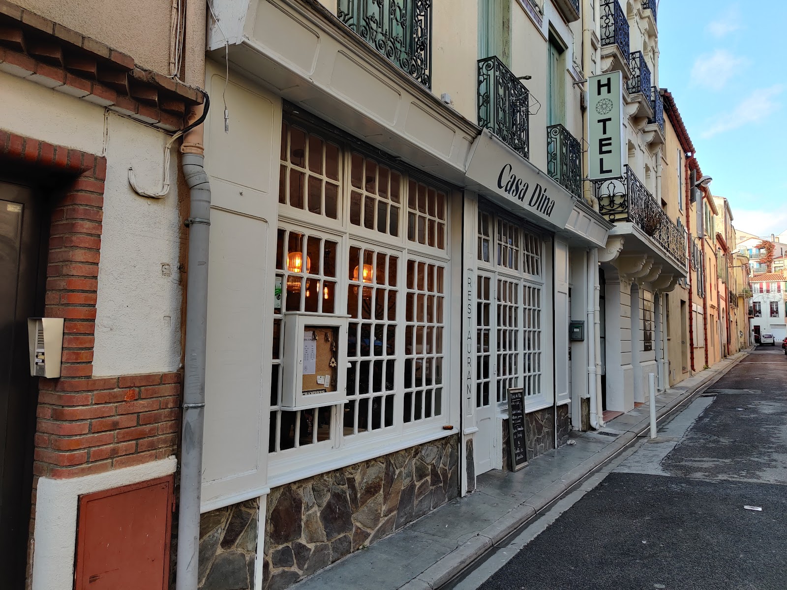 La Casa Dina