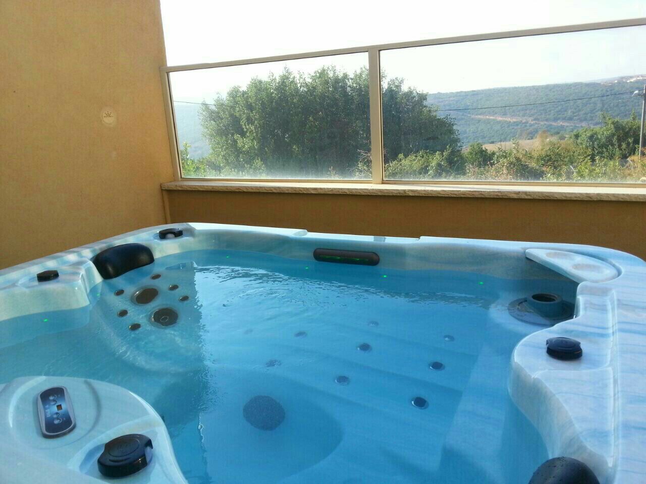 קפוצינו בנוף