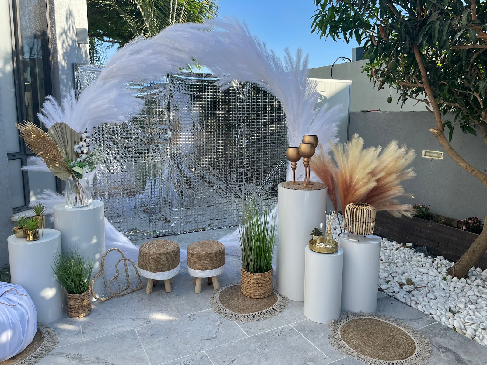 Roy Boutique Suites