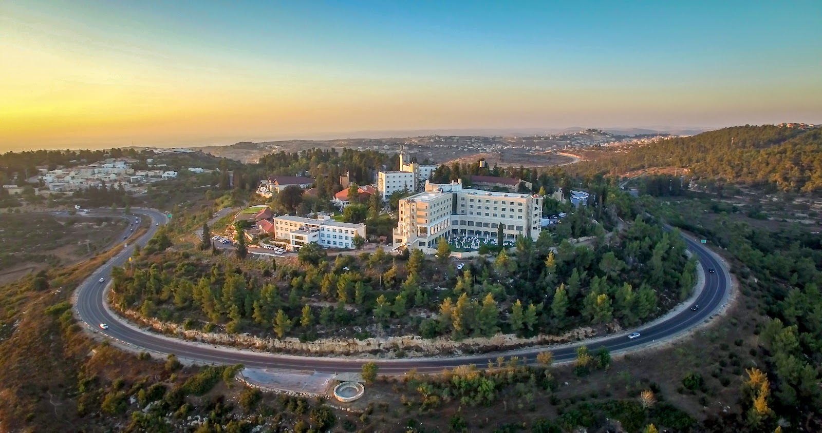 מלון יערים