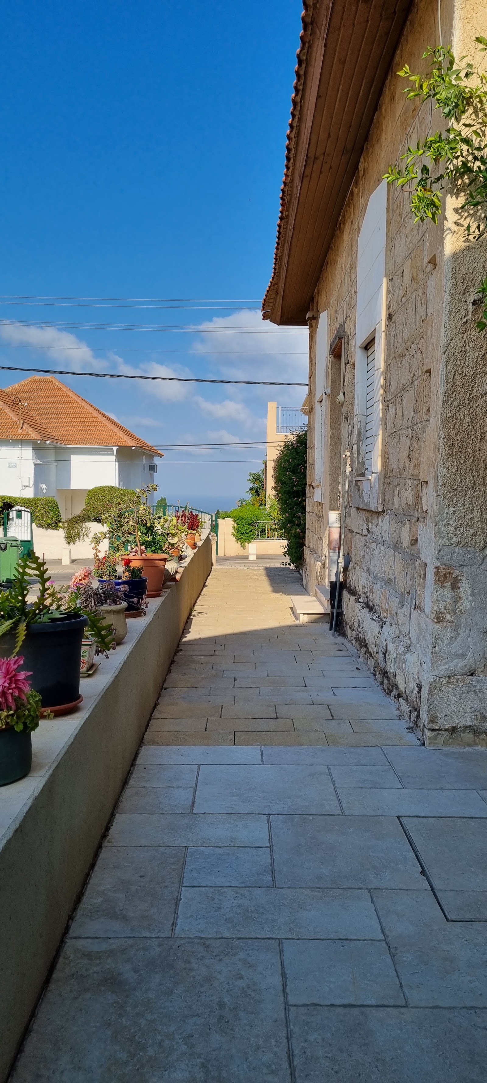 Cozy Cabin in the Center – צימר