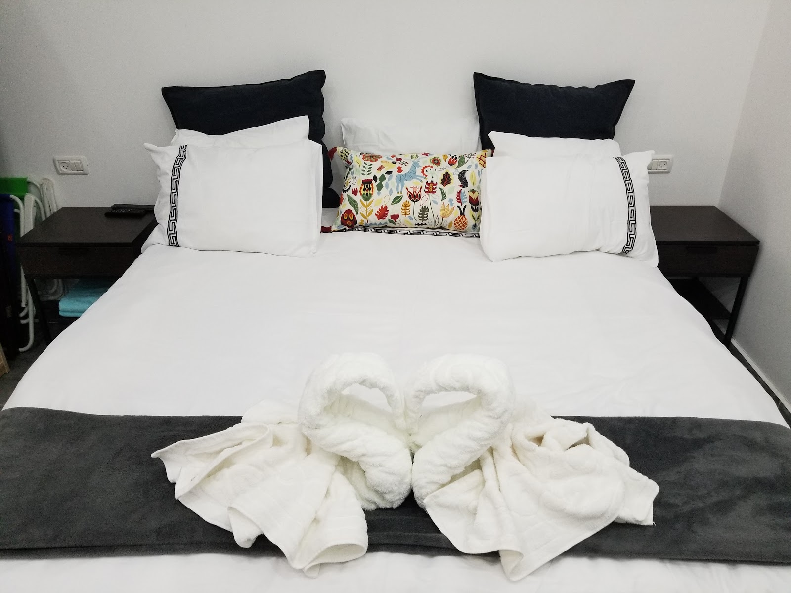 Kinneret Lodging/צימרים בטיילת טבריה