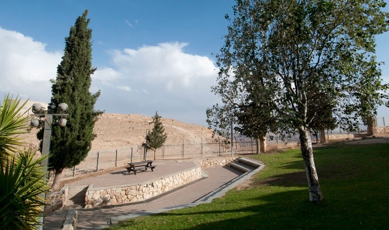 אכסניית אנ”א מצפה רמון