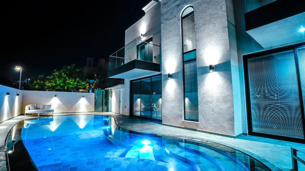 וילה באלי luxury suites
