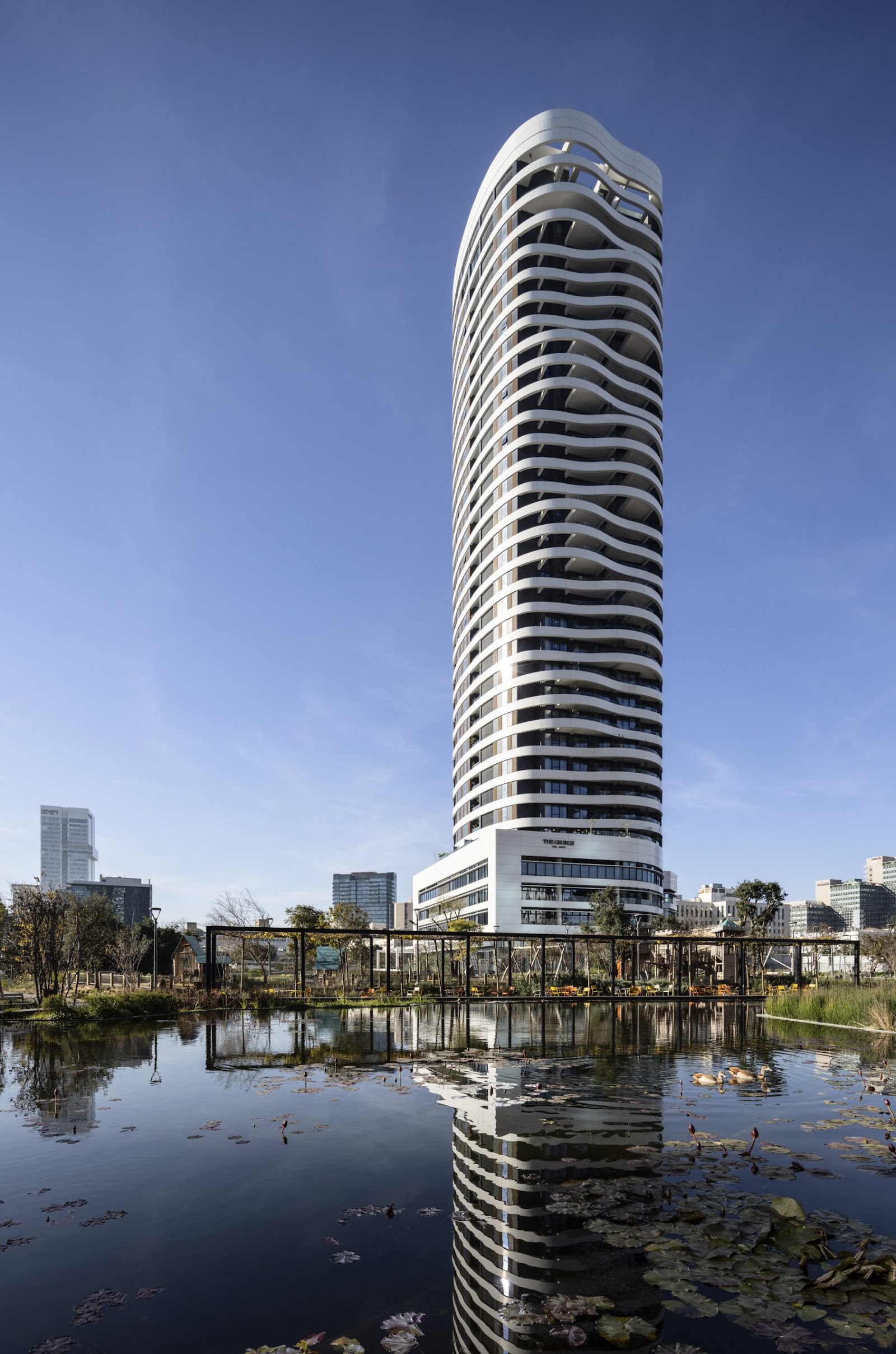 The George Tel Aviv (ג’ורג’ תל אביב)