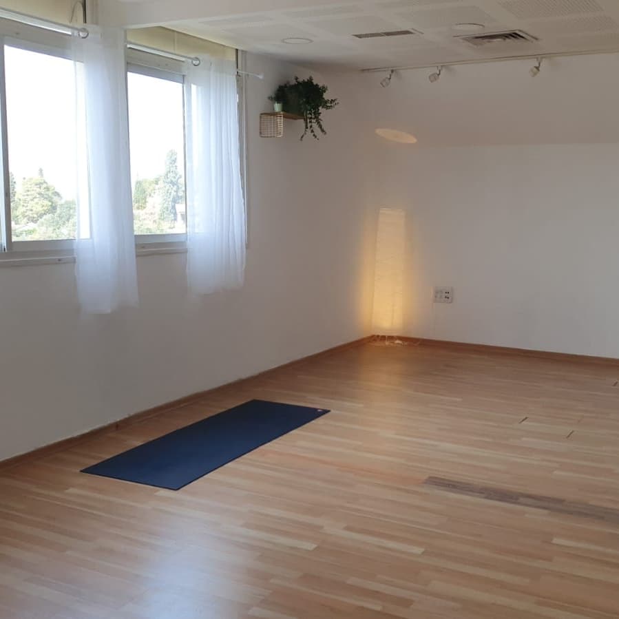 אוג’אי Ujjayi – סטודיו ליוגה