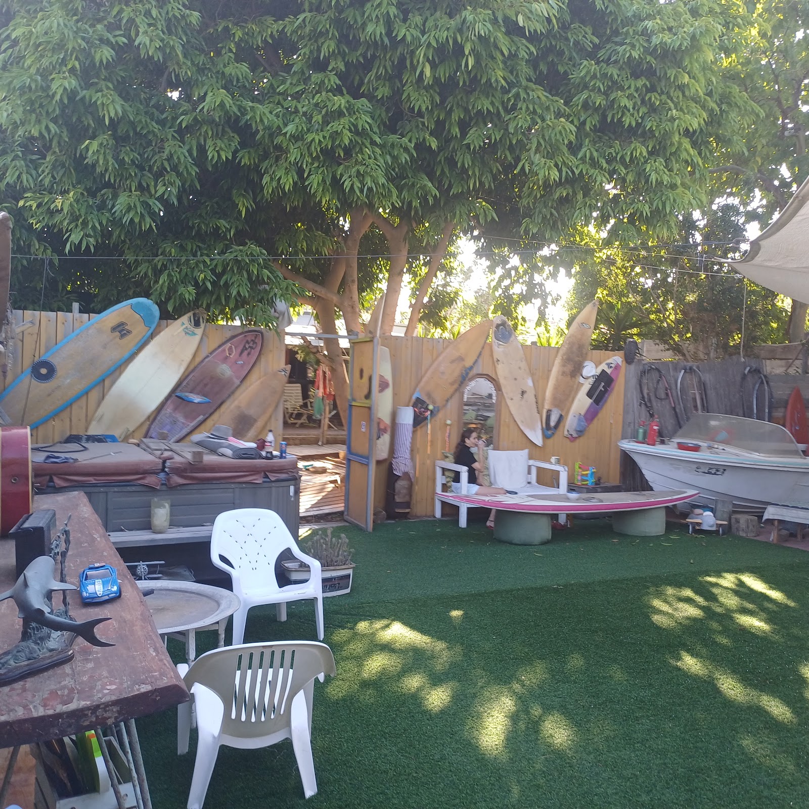 רוח ים במכמורת נופש ליד הים