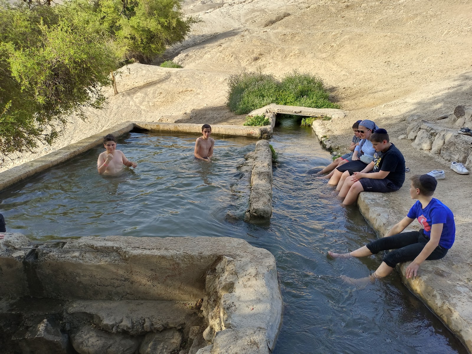 בנצי טיולי ג’יפים וטרקטורונים Benzy Jeep Tours